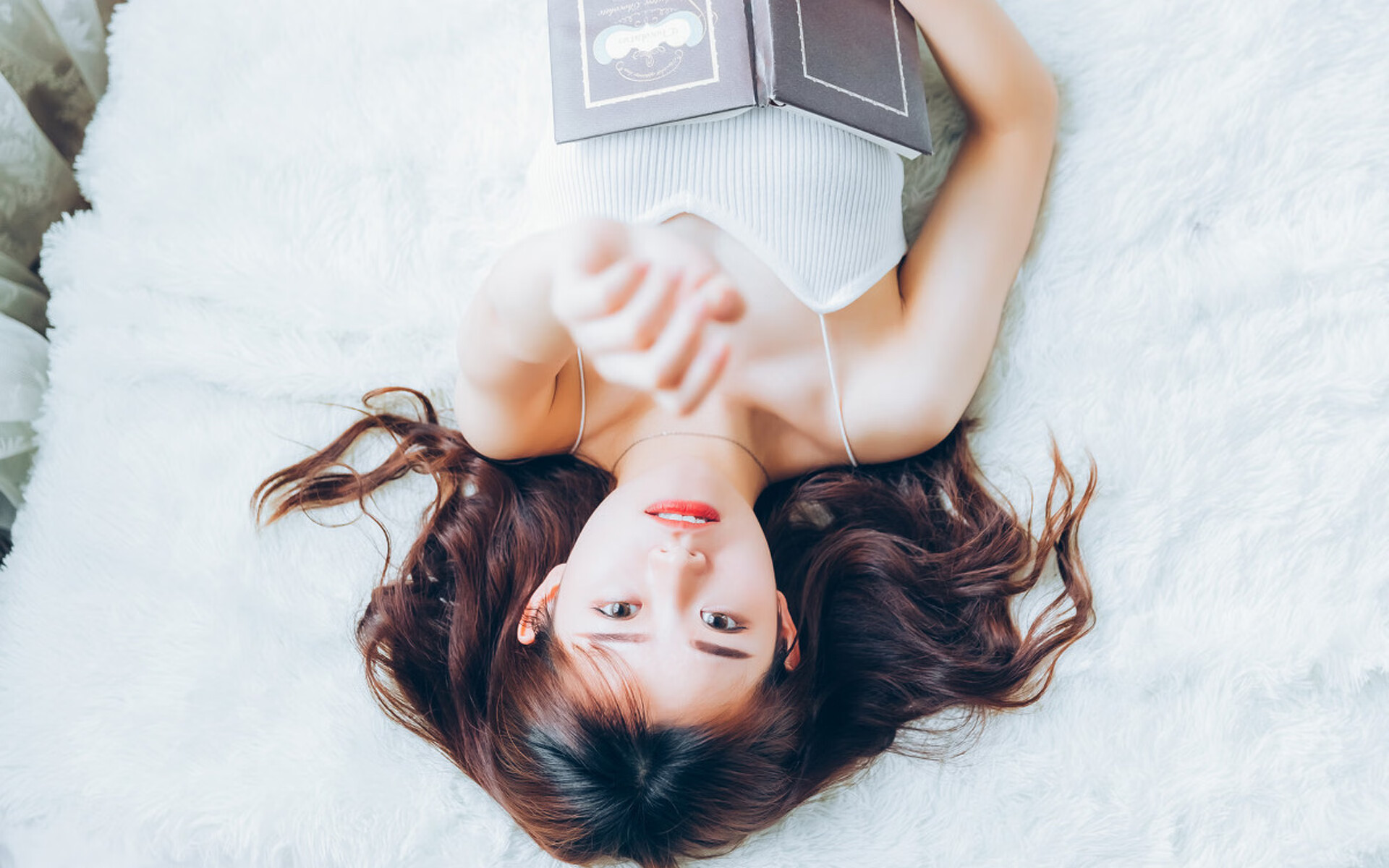 开云体育在线-塔特快速突破与出色的防守反击，为袋鼠队创造无数进攻机会，塔特是什么意思