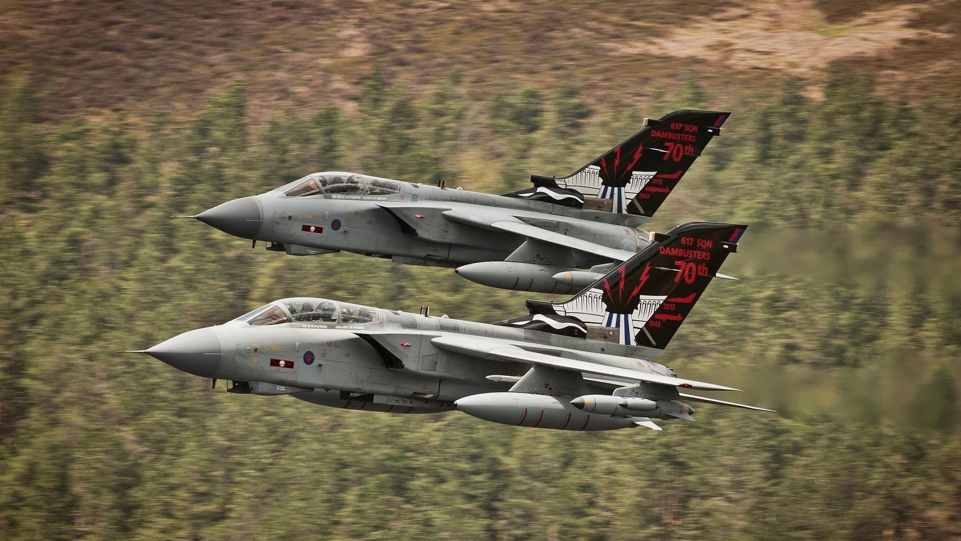 开云体育平台-詹姆斯在关键时刻连续命中中投，詹姆斯关键时刻刷2分